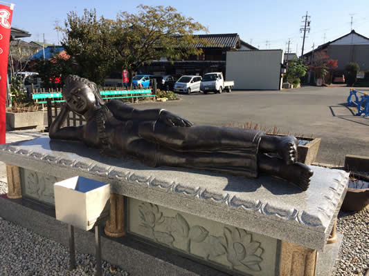 寝釈迦
